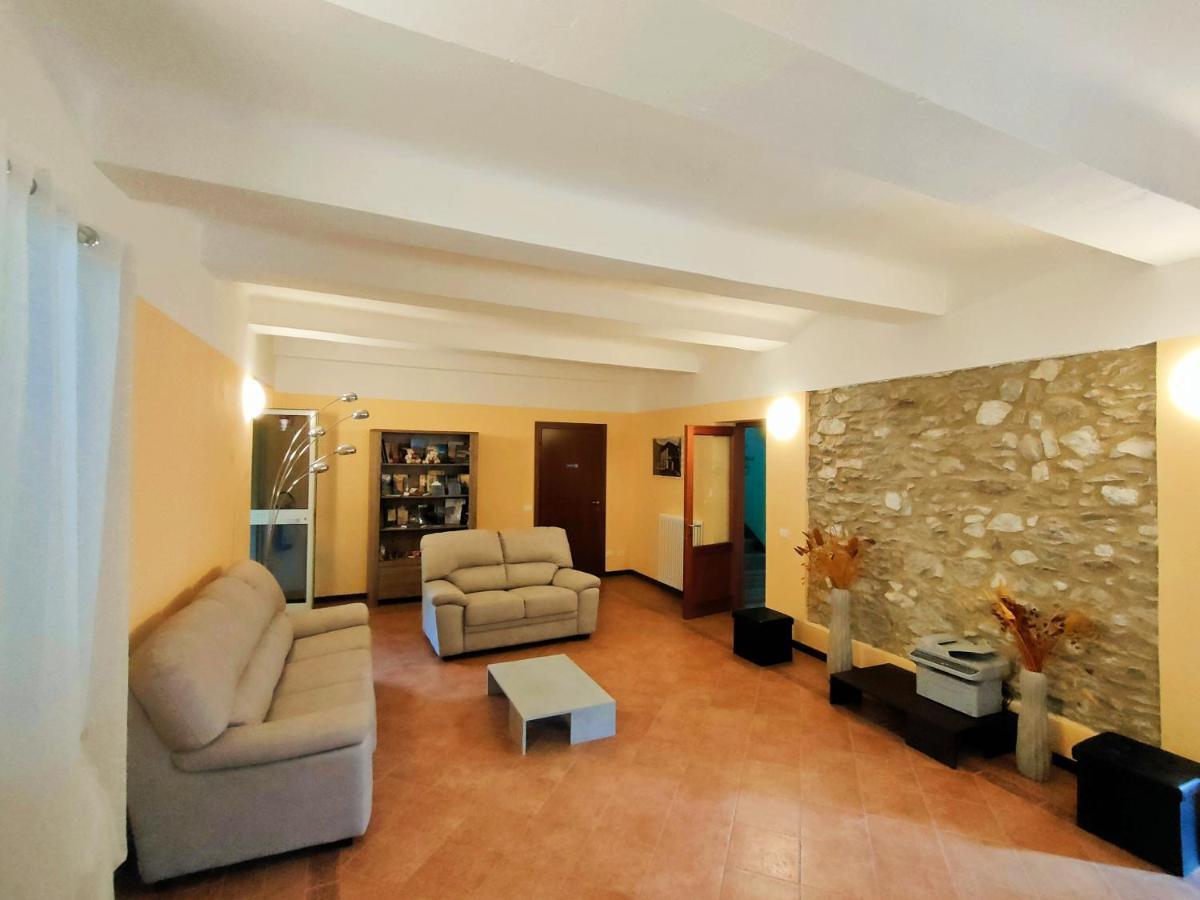 Hotel Palazzo Del Doma - Lake Vagli Vagli di Sotto Bagian luar foto