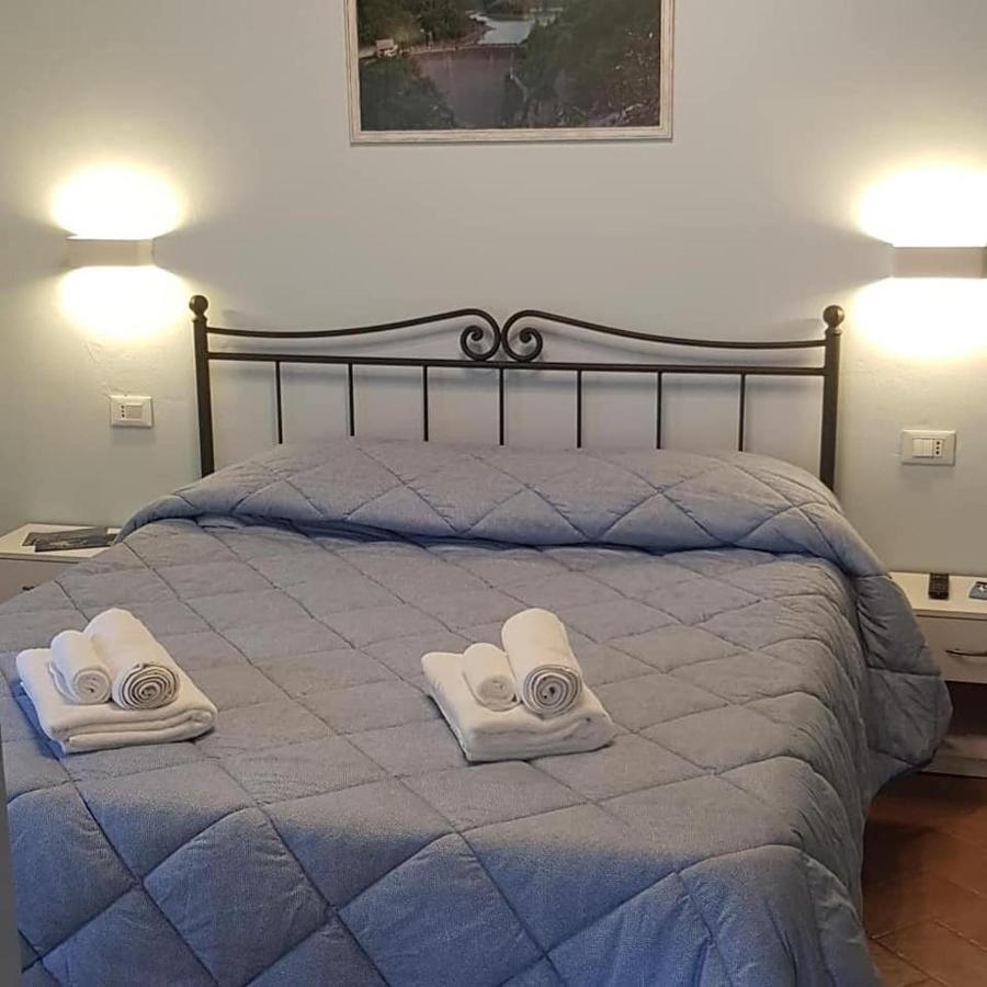 Hotel Palazzo Del Doma - Lake Vagli Vagli di Sotto Bagian luar foto
